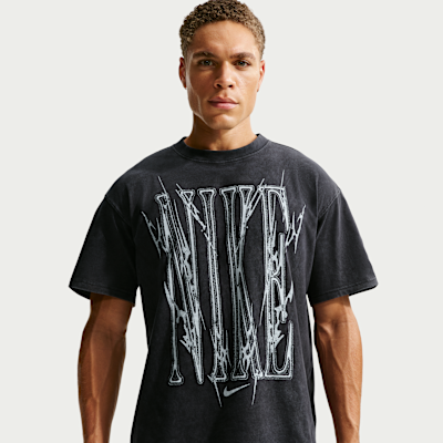 Nike Men's T-Shirt. Nike.com